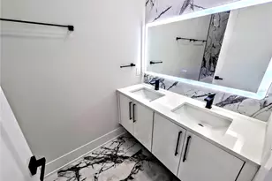 2194 Fruitville Rd, Sarasota, FL 34237 - Photo 20