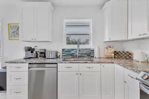 2375 Bahia Vista St, Sarasota, FL 34239 - Photo 20