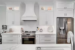 4039 Westbourne Cir, Sarasota, FL 34238 - Photo 16