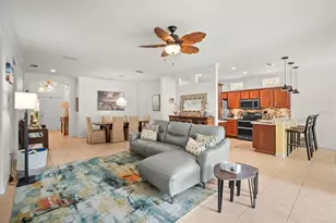 7727 33rd St E, Sarasota, FL 34243 - Photo 12