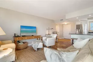 800 Benjamin Franklin Dr, Sarasota, FL 34236 - Photo 6