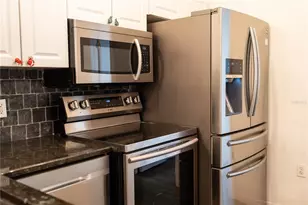 300 Garden Ln, Sarasota, FL 34242 - Photo 12