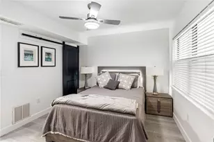 204 3rd St W, Bradenton, FL 34205 - Photo 26