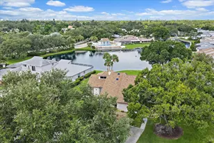 4549 Winston Ln N, Sarasota, FL 34235 - Photo 2