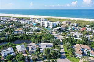2 Island Cir, Sarasota, FL 34242 - Photo 4
