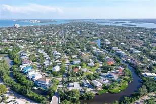 2 Island Cir, Sarasota, FL 34242 - Photo 26