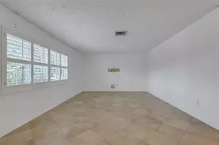 5217 Canterbury Dr, Sarasota, FL 34243 - Photo 20