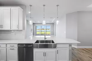 7774 Waning Moon Wy, Sarasota, FL 34241 - Photo 4