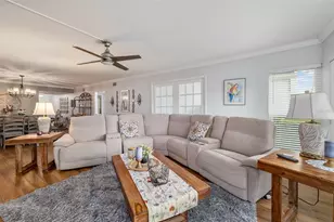 6939 W Country Club Dr N, Sarasota, FL 34243 - Photo 2