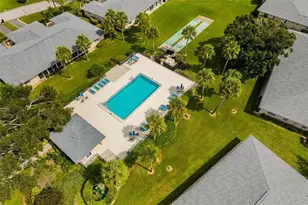 6939 W Country Club Dr N, Sarasota, FL 34243 - Photo 34