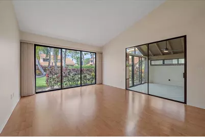 5343 Huntingwood Court #33, Sarasota, FL 34235 - Photo 8