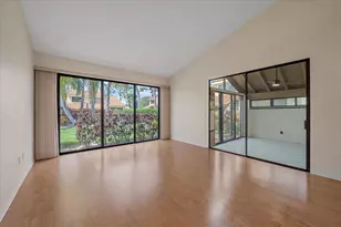 5343 Huntingwood Ct, Sarasota, FL 34235 - Photo 8