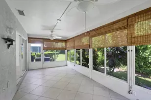 5920 Bonaventure Pl, Sarasota, FL 34243 - Photo 32