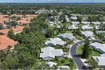 5920 Bonaventure Place, Sarasota, FL 34243 - Photo 38