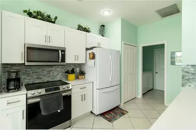 357 Fareham Drive, Venice, FL 34293 - Photo 8