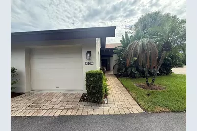 3102 Windrush Bourne #4, Sarasota, FL 34235 - Photo 18