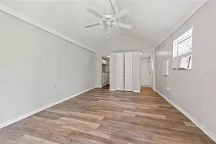 1040 19th Ave N, Saint Petersburg, FL 33704 - Photo 32