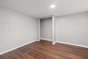 1040 19th Ave N, Saint Petersburg, FL 33704 - Photo 22