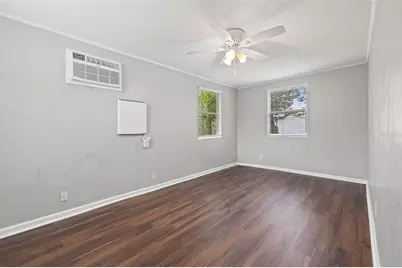 1040 19th Avenue N, Saint Petersburg, FL 33704 - Photo 16