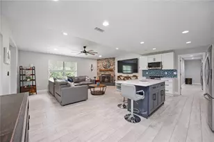 1417 70th St Ct E, Bradenton, FL 34208 - Photo 12