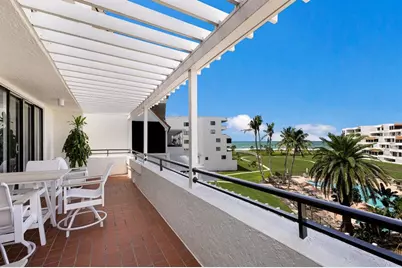 1445 Gulf Of Mexico Drive #304, Longboat Key, FL 34228 - Photo 30