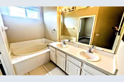 3792 Mahony Lane, Sarasota, FL 34233 - Photo 14