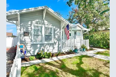 721 Myrtle Avenue, Venice, FL 34285 - Photo 2