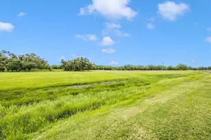 1901 Joshua Dr, Sarasota, FL 34240 - Photo 68