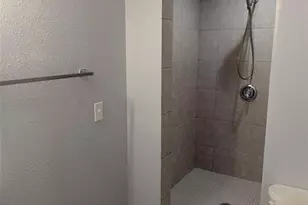 2005 12th St W, Bradenton, FL 34205 - Photo 18