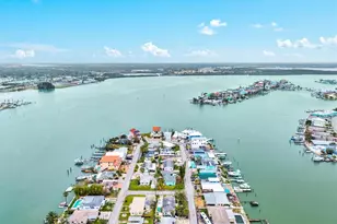 256 144th Ave, Madeira Beach, FL 33708 - Photo 18