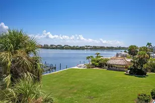 3810 Gulf of Mexico Dr, Longboat Key, FL 34228 - Photo 18