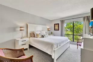 6157 Midnight Pass Rd, Sarasota, FL 34242 - Photo 12