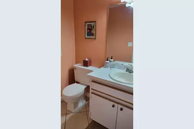 1626 Stickney Point Road #102, Sarasota, FL 34231 - Photo 22