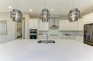 13827 American Prairie Pl, Bradenton, FL 34211 - Photo 12