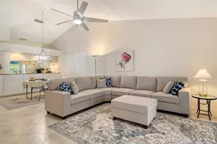 5956 Clubside Dr, Sarasota, FL 34243 - Photo 10