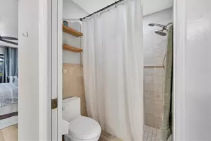 4536 Robin Hood Trail W, Sarasota, FL 34232 - Photo 18