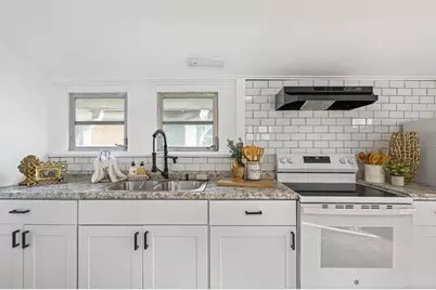 64 Braden Castle Drive, Bradenton, FL 34208 - Photo 8