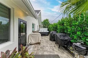 2156 Orchid St, Sarasota, FL 34239 - Photo 48