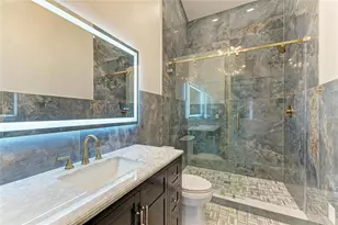 2156 Orchid St, Sarasota, FL 34239 - Photo 40