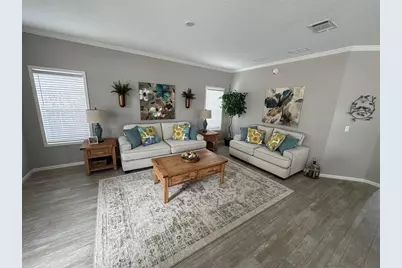 204 Freeport Drive, Sarasota, FL 34233 - Photo 16