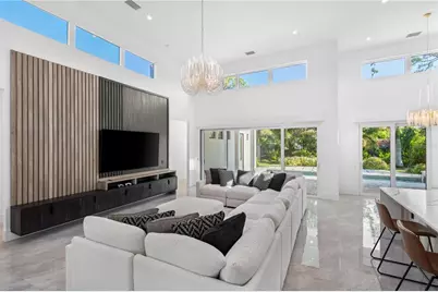 2456 Missara Lane, Sarasota, FL 34231 - Photo 4