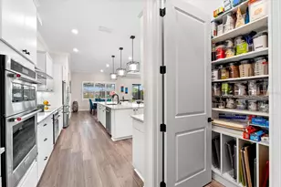 17916 Northwood Pl, Lakewood Ranch, FL 34202 - Photo 42