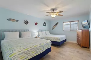 6454 Beechwood Ave, Sarasota, FL 34231 - Photo 32