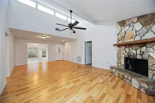 4148 Lancaster Dr, Sarasota, FL 34241 - Photo 10