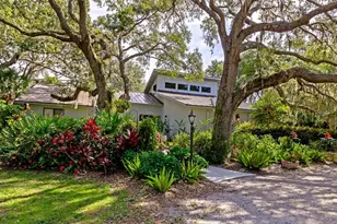 4737 Stone Ridge Trail, Sarasota, FL 34232 - Photo 4