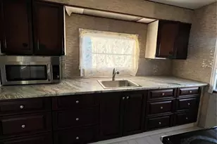 1616 Olympia Fields St, Sarasota, FL 34234 - Photo 10