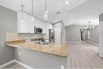 3908 Walnut Avenue, Sarasota, FL 34234 - Photo 8