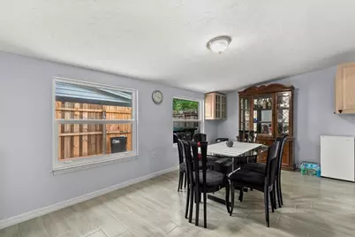 2035 Vinson Avenue, Sarasota, FL 34232 - Photo 10