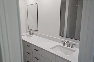 2008 2nd Ave E, Palmetto, FL 34221 - Photo 8