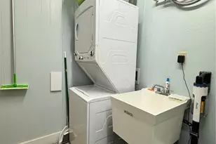 6813 13th Ave Dr W, Bradenton, FL 34209 - Photo 42